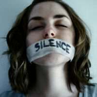 Как научиться молчать?