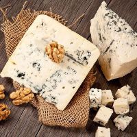Сыр с плесенью - польза и вред 