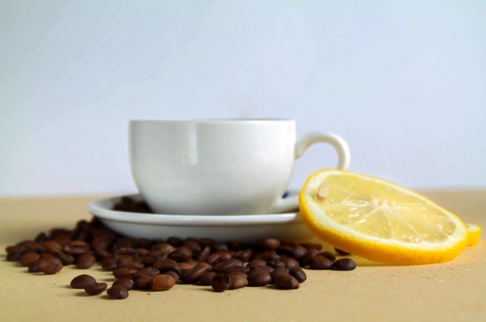 Можно ли пить кофе с лимоном