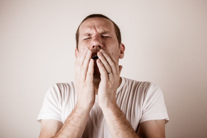 Узнайте, как лечить кашель в домашних условиях у взрослых