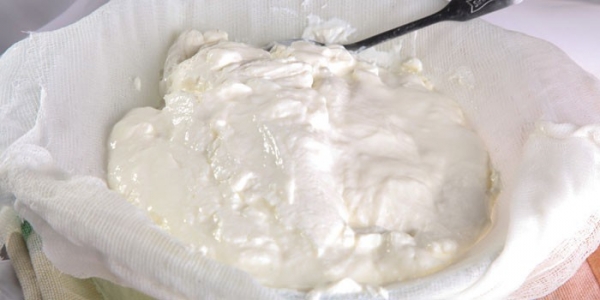 Сливочный сыр домашний, рецепты крема для торта и роллов с фото