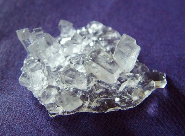 Совет 1: Как вырастить кристалл в домашних условиях из соли