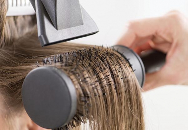 Как уложить волосы с помощью брашинга