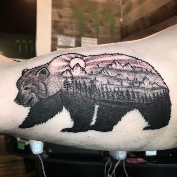 Значение тату "медведь": у мужчин, у женщин, на зоне