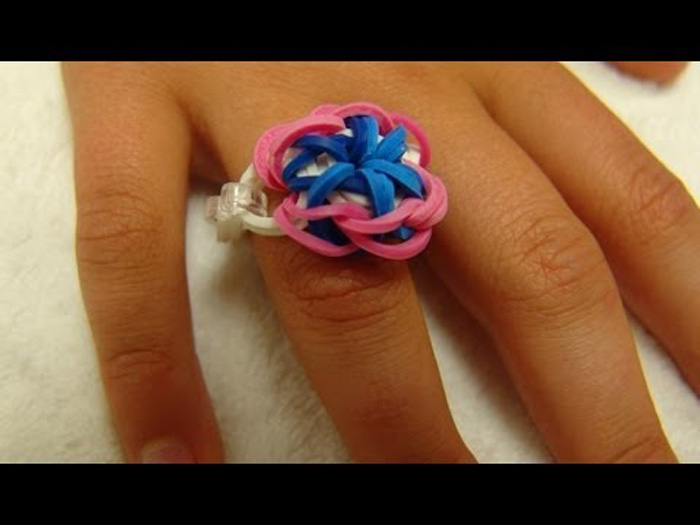Кольца из бисера для начинающих пошагово плетение схема. Как научиться плести колечки. Плетение колец из бусин. Идеи для колечек из бисера легкие. Идеи для бисероплетения колечки.