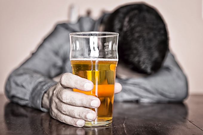 Алкоголизм - печальный итог собственного легкомыслия