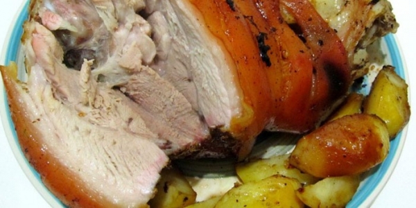 Свиная рулька в духовке - пошаговые рецепты с фото