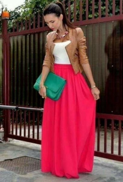 С чем носить розовую юбку: советы стилистов