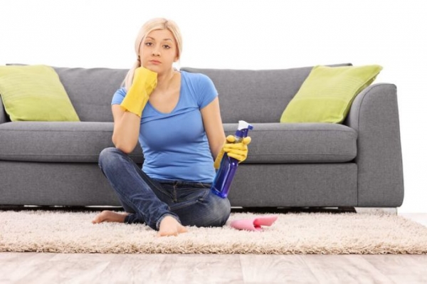 Очистить диван от детской мочи