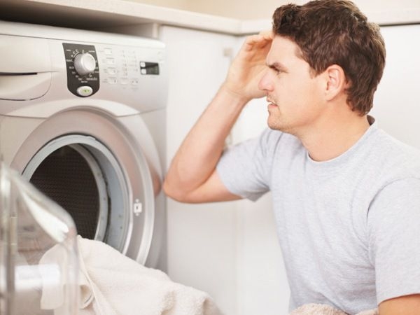 Что делать, если стиральная машина Indesit не включается
