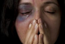 Б’є — значить, любить: чи варто терпіти домашнє насильство