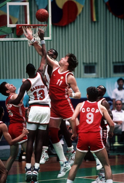 Арвидас Сабонис: биография, личная жизнь, карьера в баскетболе, награды и игры
