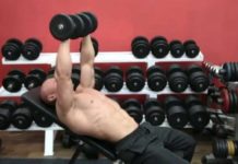 Жим гантелей на похилій лаві: техніка виконання