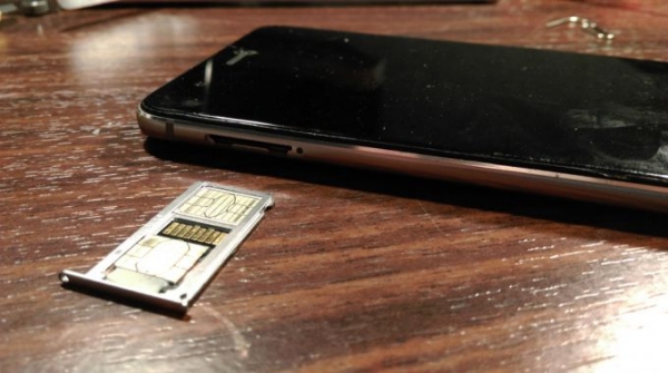 Как использовать в смартфоне две SIM-карты и карту памяти в одном слоте одновременно