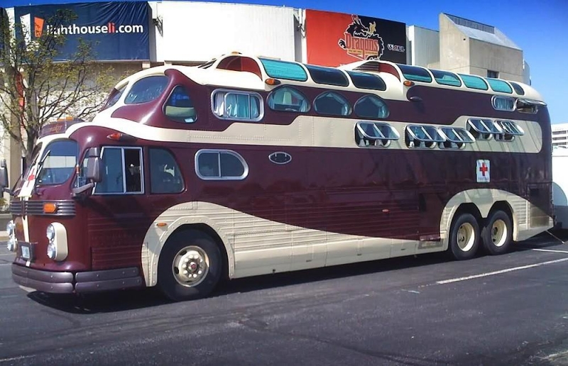 Подборка самых забавных автобусов 