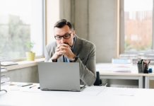 Заборонені продукти: що можна їсти чоловікам після 40