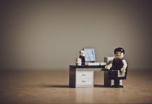 Вчені назвали смертельну небезпеку довгого робочого дня