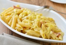 Всього за 15 хвилин — незвичайні макарони у вершковому соусі