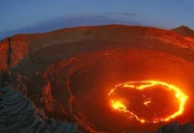 Вчені виявили гігантські гори в надрах Землі, вище Евересту в 5 разів