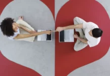 Вчені з’ясували, що в любові протилежності не притягуються