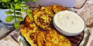 Оладки з картоплі, кабачка та волоських горіхів