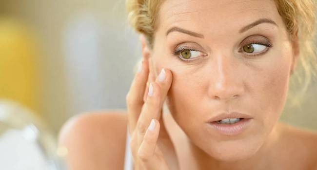 Скрытые причины отеков под глазами