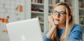 Як в Польщі виставити рахунок фактуру за вашу роботу онлайн?