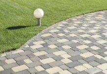 Тротуарна плитка: Створюємо ідеальне подвір'я з легкістю та стилем