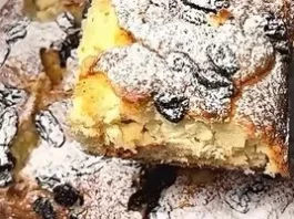 Ніжний ванільний бісквіт із сирними «кишеньками»