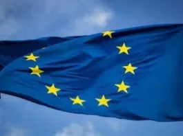 Нові правила повернення мігрантів у ЄС: що стоїть за фасадом «ідеального саду»