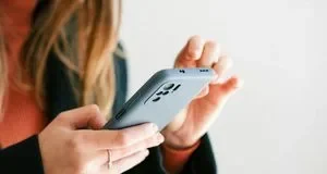 Чому ми не завжди відповідаємо на повідомлення одразу, навіть коли їх прочитали