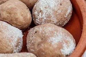 image Експеримент із картоплею: що дає варіння у великій кількості солі