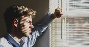 Як спілкуватися з людьми, які постійно всім незадоволені