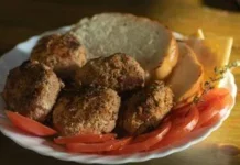 Які два інгредієнти роблять котлети сухими і чим їх замінити