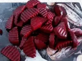 Маринований буряк на зиму: універсальна заготовка для борщу та салатів