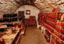 Як позбутися конденсату в погребі за допомогою негашеного вапна Як позбутися конденсату в погребі за допомогою негашеного вапна
