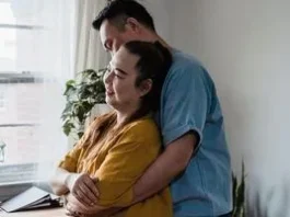 Як відрізнити дорослого партнера від «великої дитини»: 5 показових дрібниць