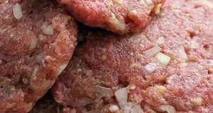 Як заморожувати фарш із цибулею, сіллю та часником і смажити котлети після морозилки Як заморожувати фарш із цибулею, сіллю та часником і смажити котлети після морозилки