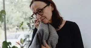 Як позбутися стійкого запаху секонд-хенд одягу після прання Як позбутися стійкого запаху секонд-хенд одягу після прання