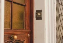 Чому в німецьких багатоповерхівках немає металевих дверей до квартир Чому в німецьких багатоповерхівках немає металевих дверей до квартир