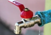 Чому кульовий кран не варто тримати напіввідкритим і як безпечно зменшити напір