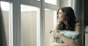 Яких партнерів шукають жінки різних знаків Зодіаку та з ким їм найлегше