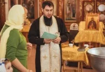 Чи отримує священник зарплату і хто фактично її виплачує