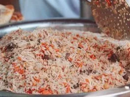 Чому плов стає кашею та як томатна паста впливає на рис Чому плов стає кашею та як томатна паста впливає на рис
